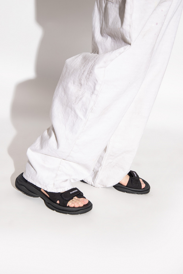 Taos dynamo online sandal